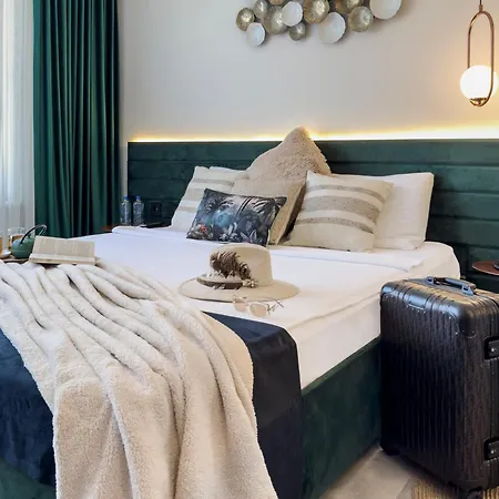 Luff Living - Adult Only 12 Отель *