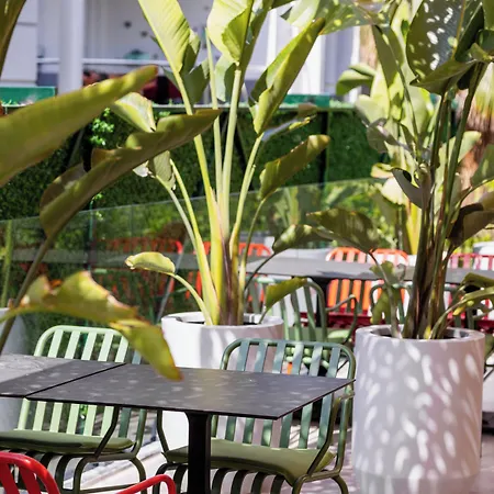 Luff Living - Adult Only 12 Hotel