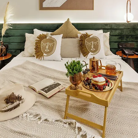 Luff Living & - Adult Only 3*