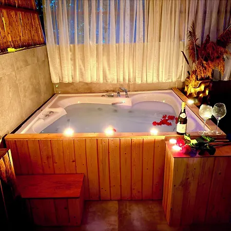 Hotel Luff Living & - Adult Only