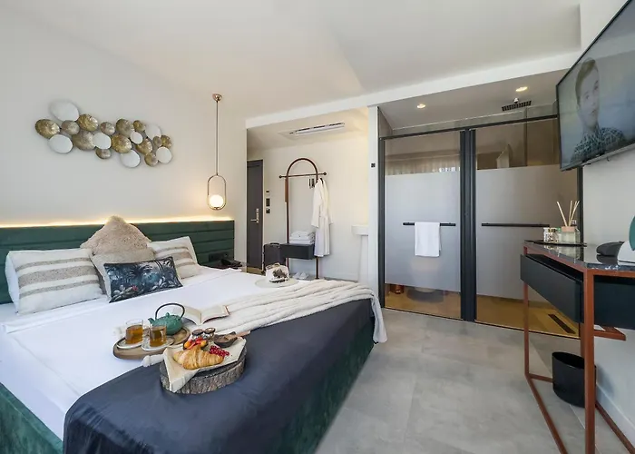 Luff Living - Adult Only 12 Hotel