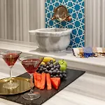 Luff Living - Adult Only 12 Hotel
