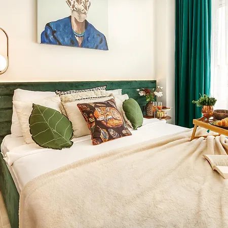 Luff Living - Adult Only 12 Hotel
