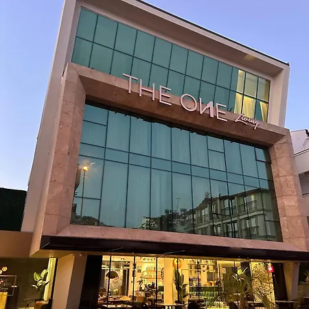 The One Living - Adult Only Hotel