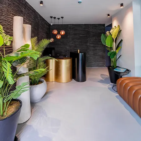 The One Living - Adult Only Hotel